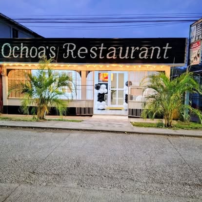 Fachada de 
Ochoa's Restaurant